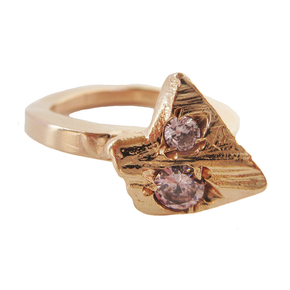 Twisting Stega Sapphire Ring